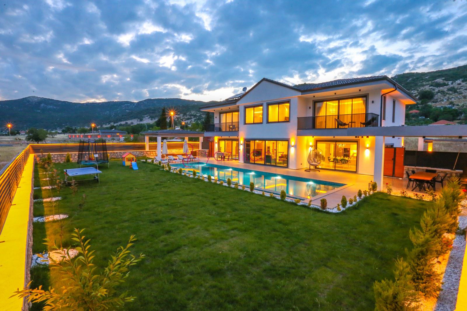 villa-white-house-saribelen-kas-kiralik-villaciniz-36_869